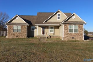 6381 Blue Pond Blvd E, Fort Payne, AL 35968