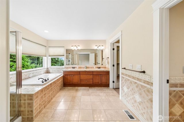 22417 72nd Street E, Buckley, WA 98321