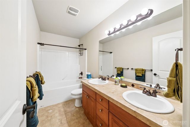 22417 72nd Street E, Buckley, WA 98321