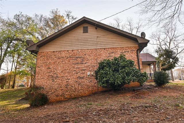 2115 Oak Hill Road, Covington, GA 30016
