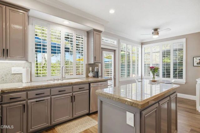 27407 Whitefield Place, Valencia, CA 91354