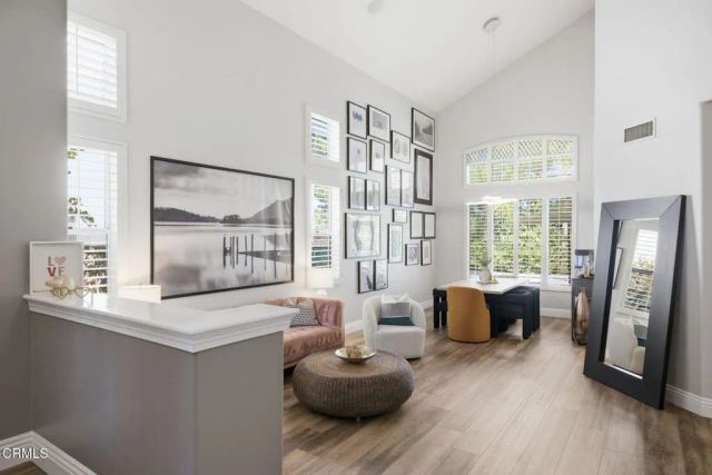 27407 Whitefield Place, Valencia, CA 91354