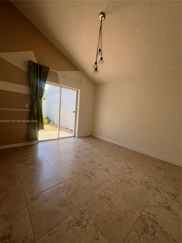 13742 SW 147th Cir Ln 2-27, Miami, FL 33186