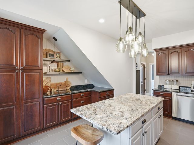 5733 Pontiac Trail, Ann Arbor, MI 48105