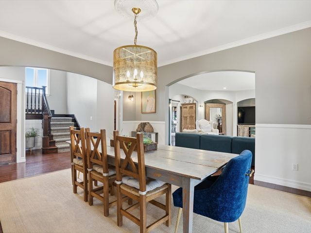 5733 Pontiac Trail, Ann Arbor, MI 48105