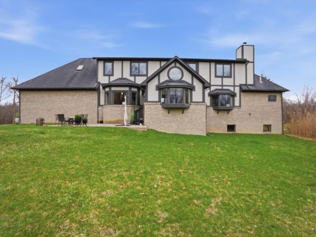 5733 Pontiac Trail, Ann Arbor, MI 48105