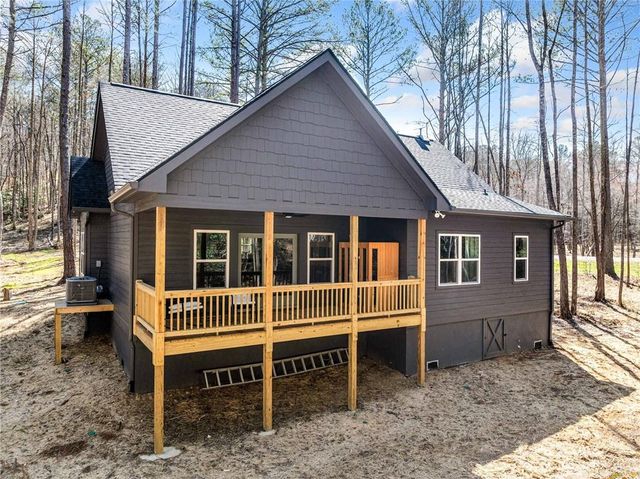 246 Woodward Way, Talking Rock, GA 30175
