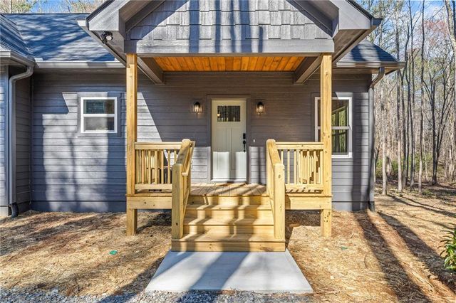 246 Woodward Way, Talking Rock, GA 30175