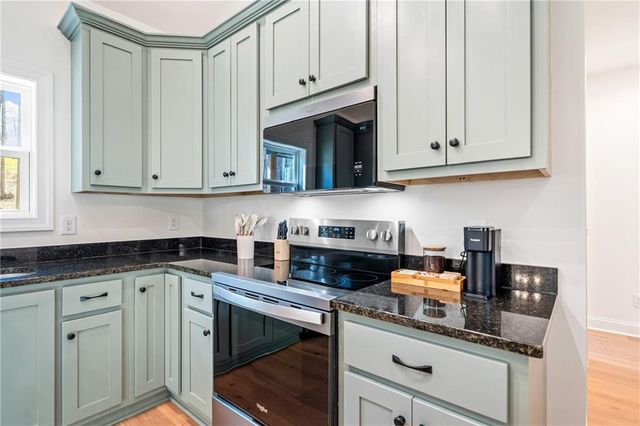 246 Woodward Way, Talking Rock, GA 30175