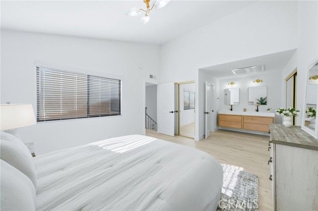 2714 Via Colina 12, Fullerton, CA 92835