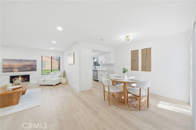 2714 Via Colina 12, Fullerton, CA 92835