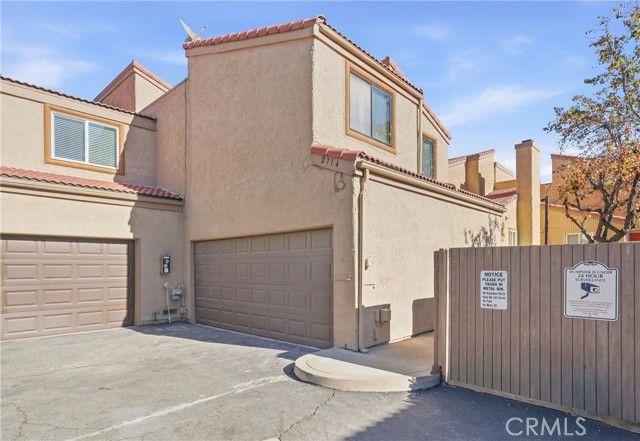 2714 Via Colina 12, Fullerton, CA 92835