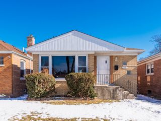 8419 S King Drive, Chicago, IL 60619