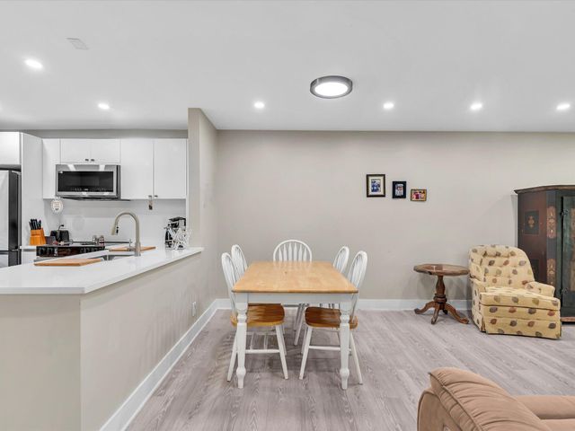 100 Ashbury Road 103, Hollywood, FL 33024