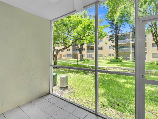 100 Ashbury Road 103, Hollywood, FL 33024