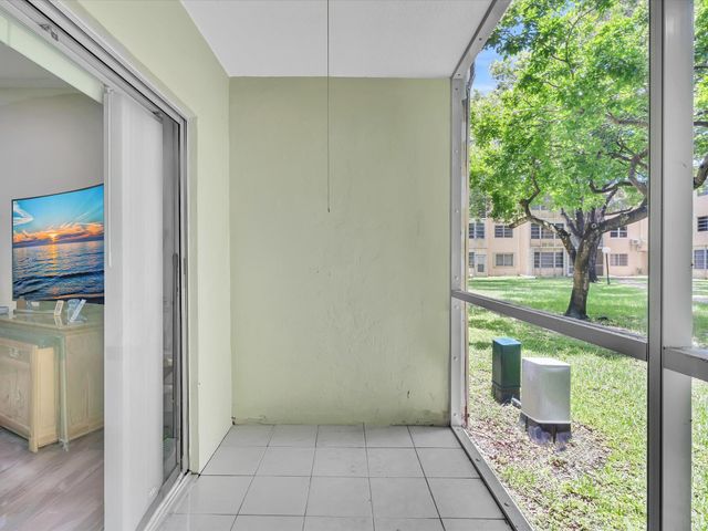 100 Ashbury Road 103, Hollywood, FL 33024