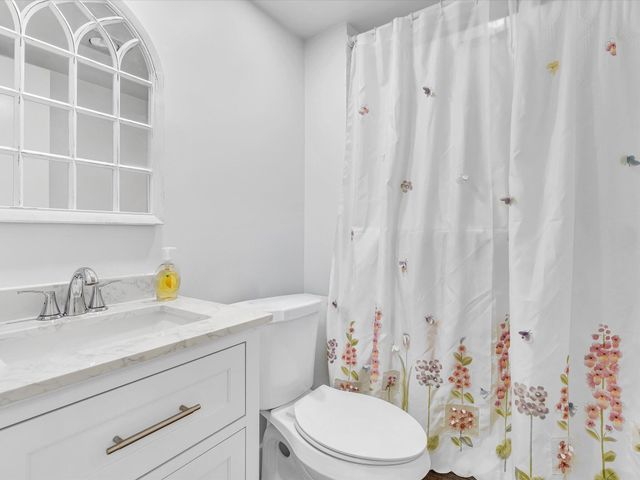 100 Ashbury Road 103, Hollywood, FL 33024