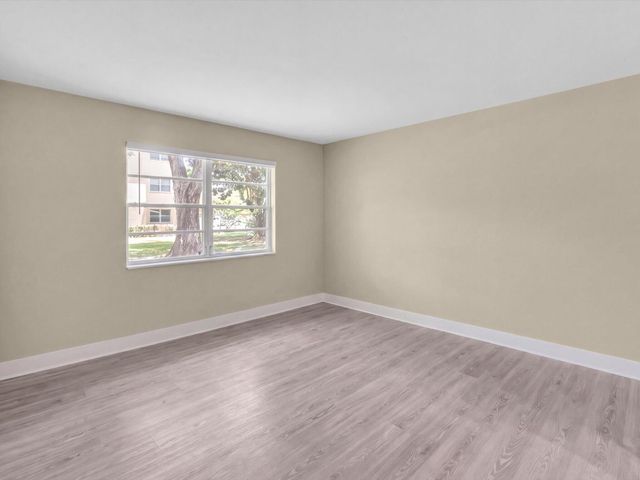 100 Ashbury Road 103, Hollywood, FL 33024