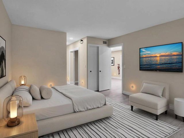 100 Ashbury Road 103, Hollywood, FL 33024