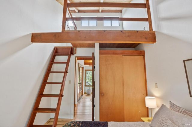 10 Miwok Way, Inverness, CA 94937