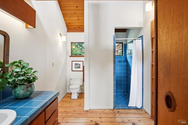 10 Miwok Way, Inverness, CA 94937