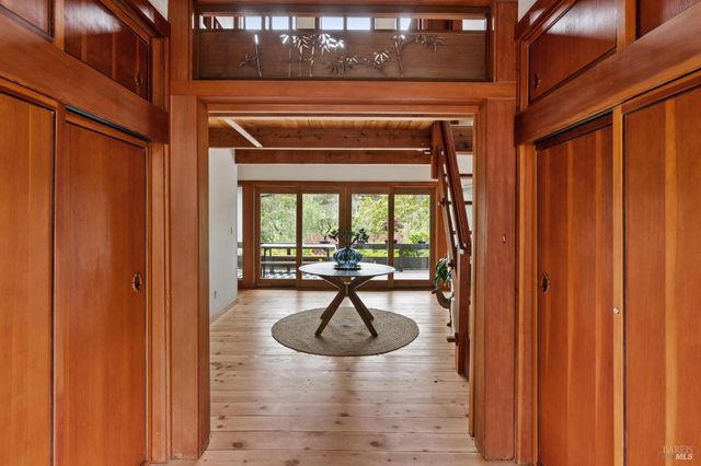 10 Miwok Way, Inverness, CA 94937