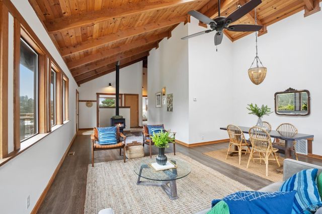 10 Miwok Way, Inverness, CA 94937