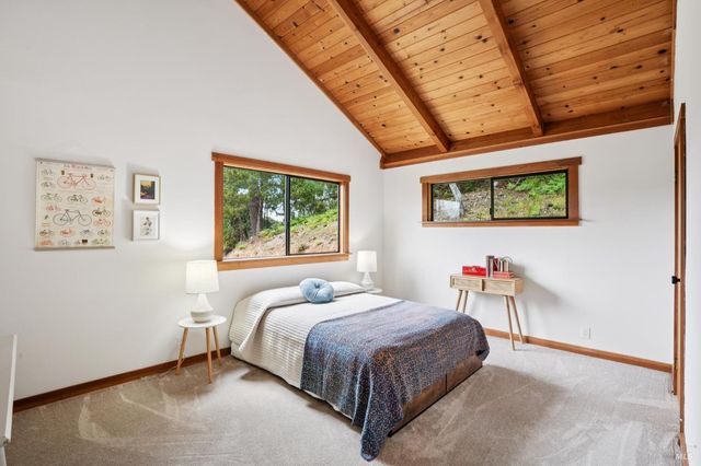 10 Miwok Way, Inverness, CA 94937