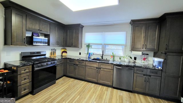 2070 Kingston Hwy, Rome, GA 30161