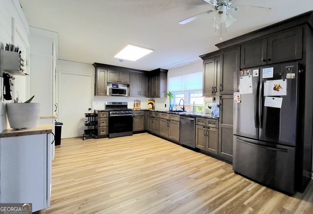 2070 Kingston Hwy, Rome, GA 30161