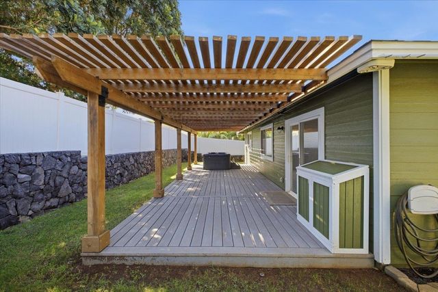 49 Wawali St, Kihei, HI 96753