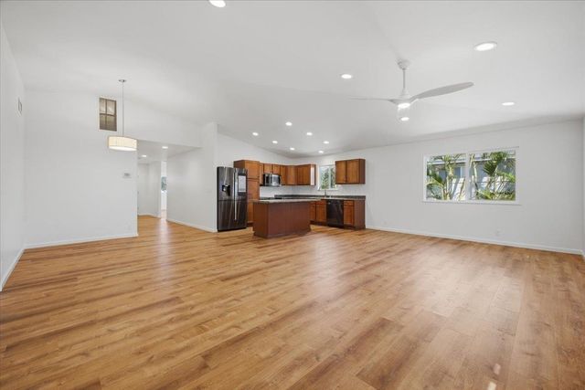 49 Wawali St, Kihei, HI 96753