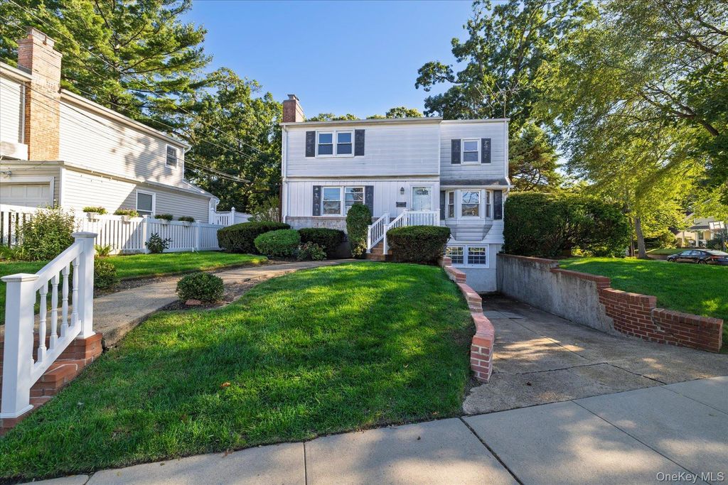 415 Whitehall Street, Lynbrook, NY 11563 — exterior