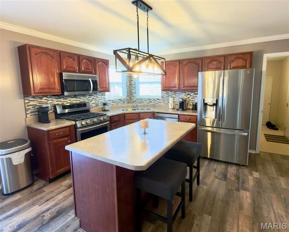 4 Pasture View Court, Wentzville, MO 63385