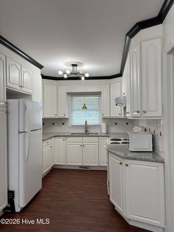 1202 W Howard Avenue, Tarboro, NC 27886