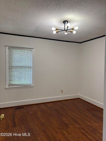 1202 W Howard Avenue, Tarboro, NC 27886