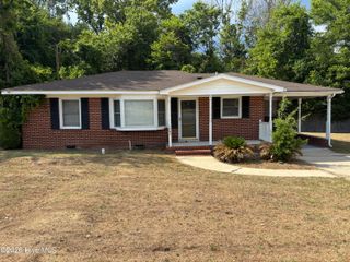 1202 W Howard Avenue, Tarboro, NC 27886