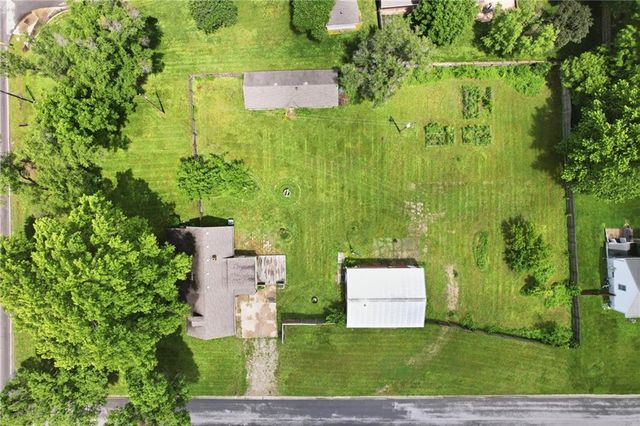 3209 N 155th Street, Basehor, KS 66007