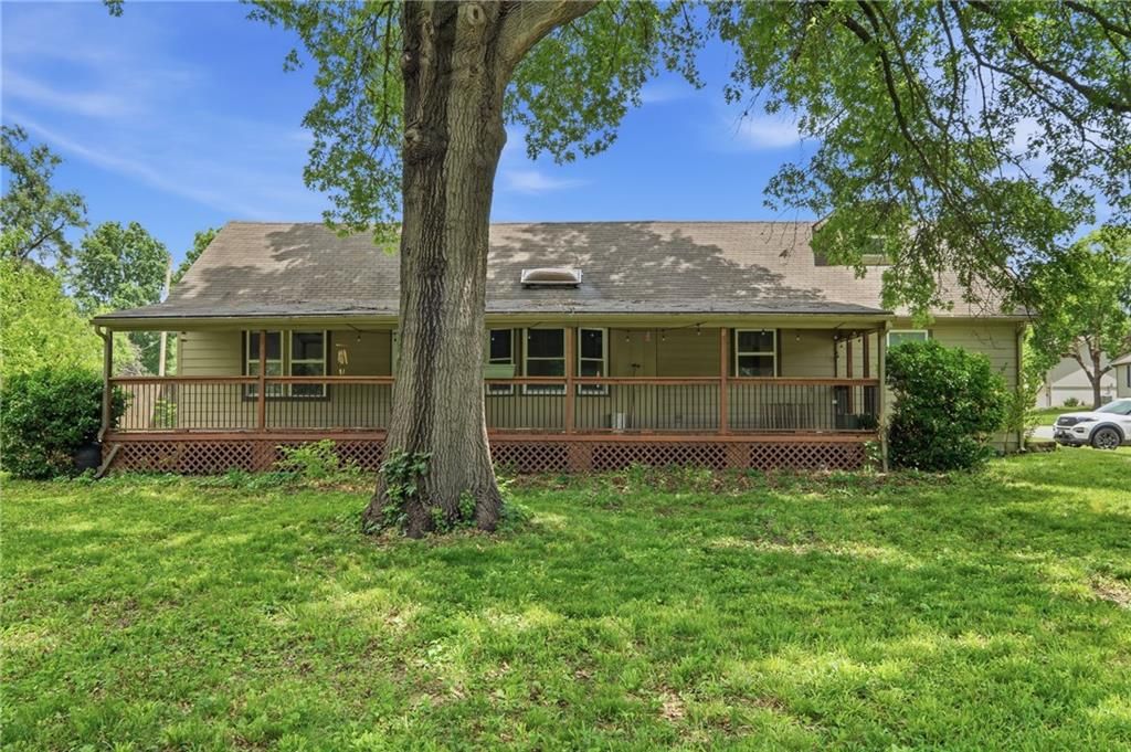 3209 N 155th Street, Basehor, KS 66007