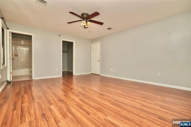 366-368 14th Avenue, Newark, NJ 07103