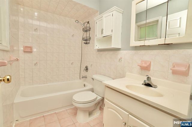 366-368 14th Avenue, Newark, NJ 07103