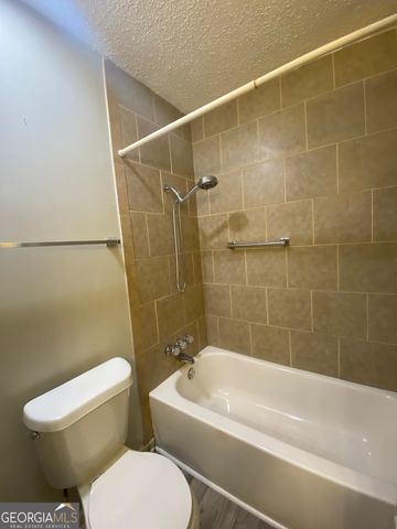 8783 Homewood Ct, Riverdale, GA 30274