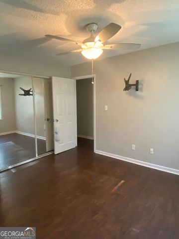 8783 Homewood Ct, Riverdale, GA 30274