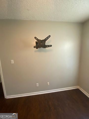 8783 Homewood Ct, Riverdale, GA 30274