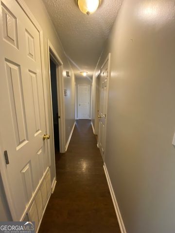 8783 Homewood Ct, Riverdale, GA 30274