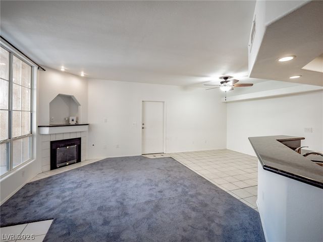 6809 Cobre Azul Avenue 101, Las Vegas, NV 89108