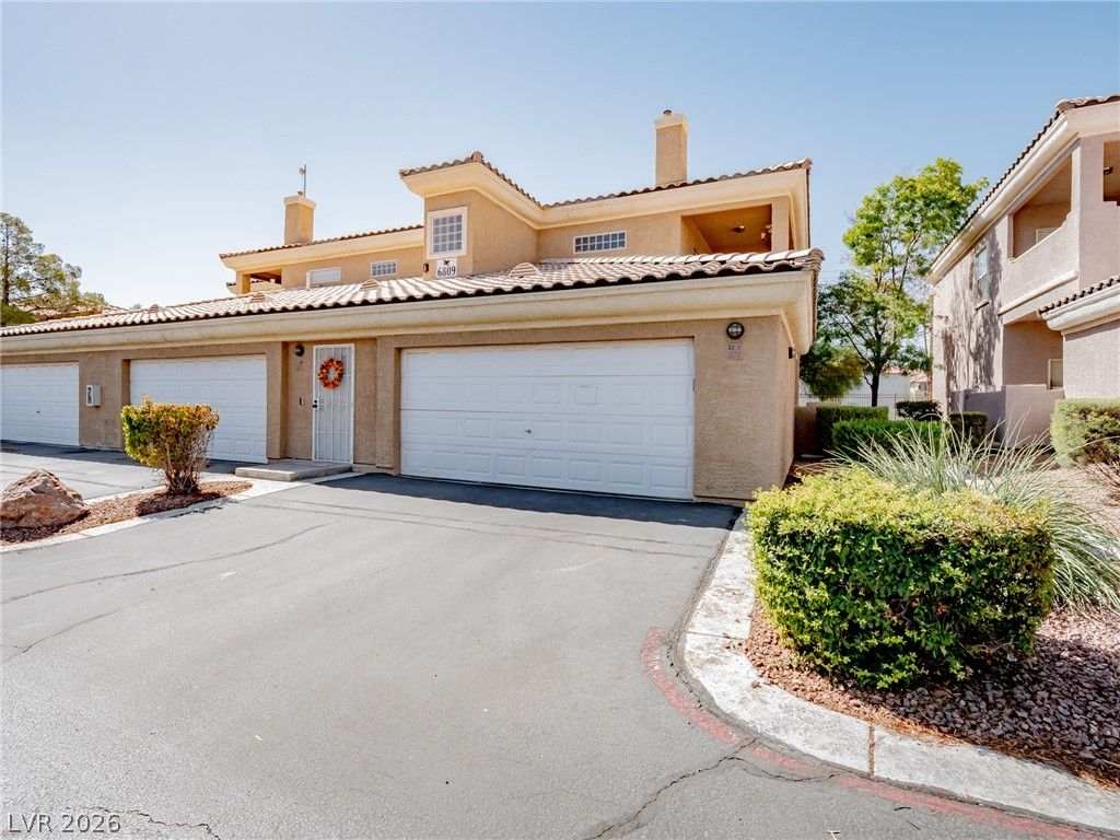 6809 Cobre Azul Avenue 101, Las Vegas, NV 89108