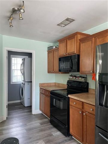 109 Presidential Lane, Statham, GA 30666
