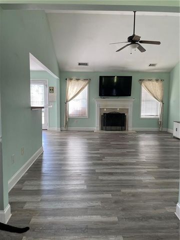 109 Presidential Lane, Statham, GA 30666