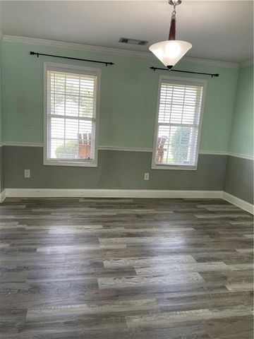 109 Presidential Lane, Statham, GA 30666